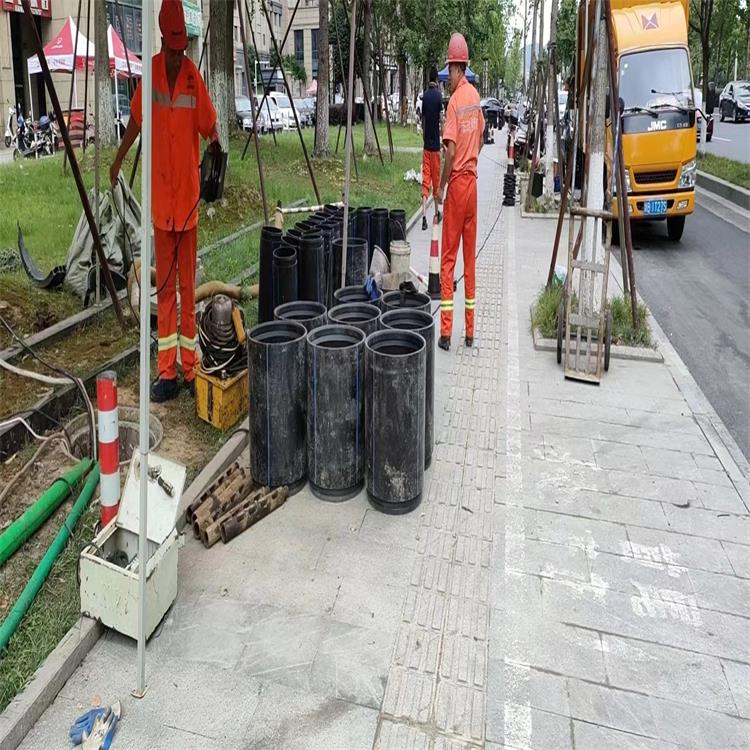 定城镇管道短管置换修复